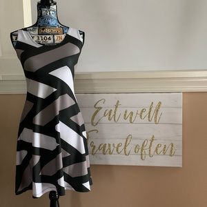 NWOT Black, Grey, and White Dress